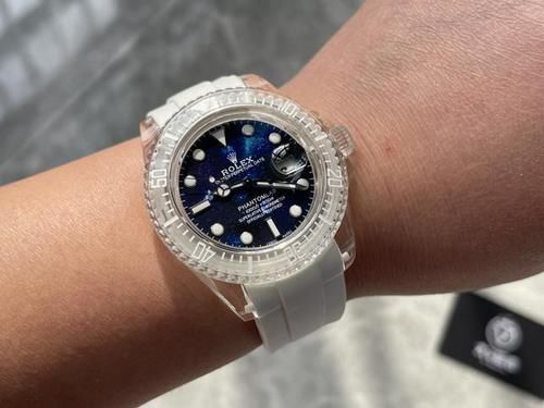 大v腕表 透明水鬼的独特魅力！水鬼改装透明水晶款表壳展示星辰大海！水晶水鬼