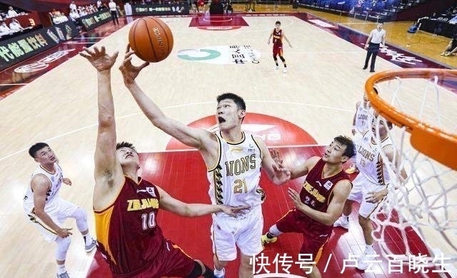 内线球员|新赛季CBA内线球员实力Top5!大鸟上榜,胡金秋力压易建联排榜首