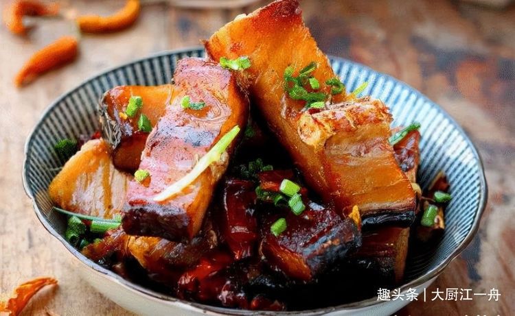 不管做什么鱼，牢记“2不放，加3样”的诀窍，鱼肉鲜嫩解馋无腥味