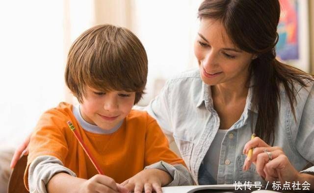 孩子|孩子自卑竟是亲妈造成的,这几种行为是在毁孩子,你中招了吗