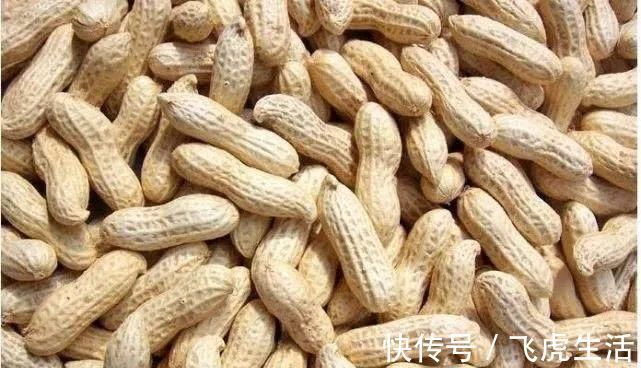 好处|晚上睡觉前坚持吃点花生,半个月下来,你会发现几个大好处