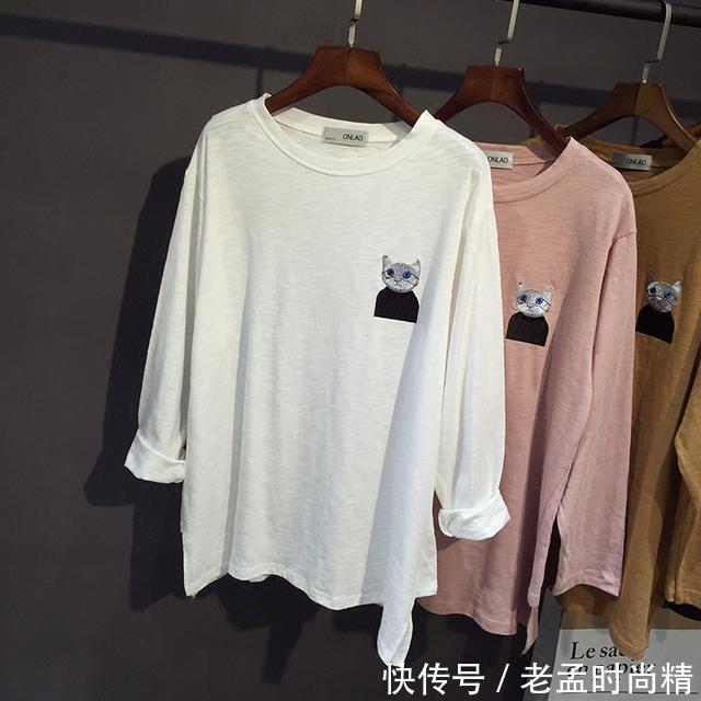 字母 对于微胖MM来说,一定要穿宽松的T恤,显瘦遮肉,你的首选