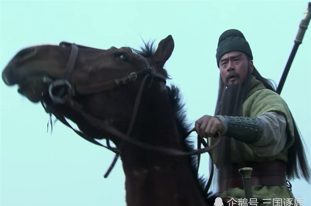 张飞|三个人打吕布,可以说已经很不要脸了,为何还称三英战吕布