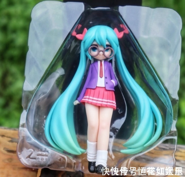 盲盒|国内首款初音未来盲盒手办来袭,网友啥是盲盒