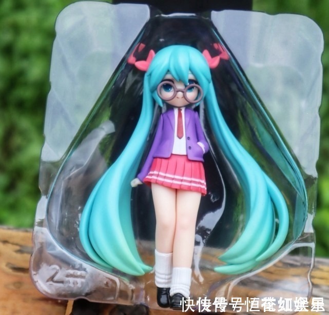 盲盒|国内首款初音未来盲盒手办来袭，网友啥是盲盒