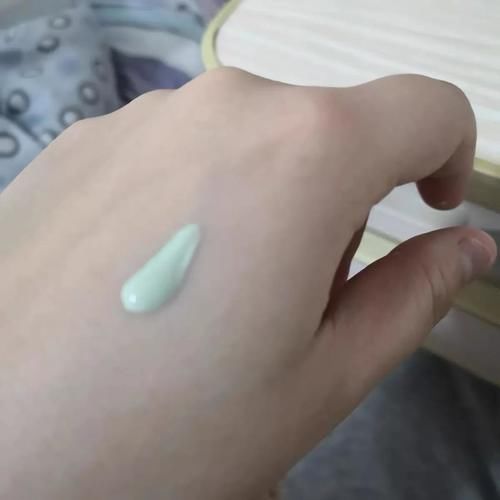 逛屈臣氏常买的3种美妆好物，真心好用还不贵，你用过哪几种？