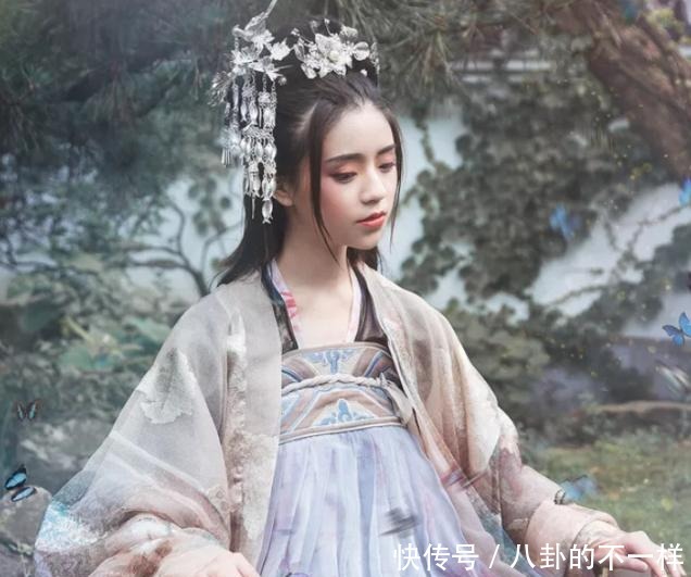 成女|三本穿书文,《我只是个女配》男主的霸道式宠爱,让女配活成女主