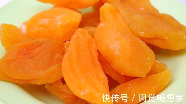 在家自制红薯干，教你1招，好吃又解馋，蒸的不上火