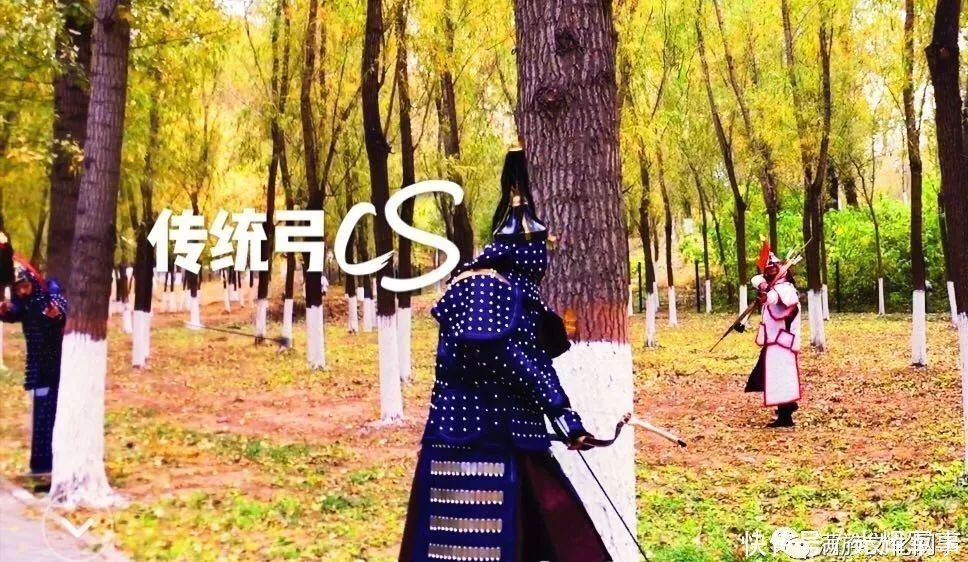 满洲的铠甲为何外边看不到甲片?