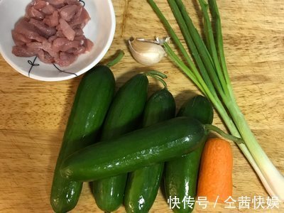 大厨|大厨教你如何做出的黄瓜炒肉丝,即清香爽口,又不油腻,简单易学
