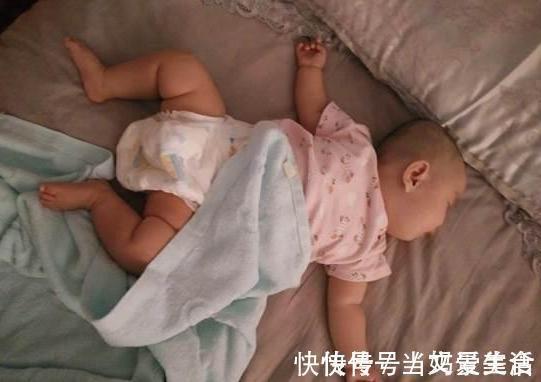 辣妈|宝宝的“睡姿”暗示不同性格,若你家娃是第3种,家长就偷着乐吧