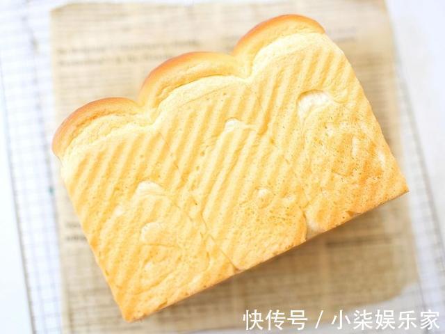 想要面包做得好，几个小诀窍要记住，松软又美味