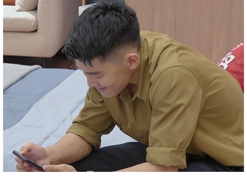 罗悦嘉|心动的信号4：男4想约女3去散步，女5果断阻挡，这波操作太圈粉了