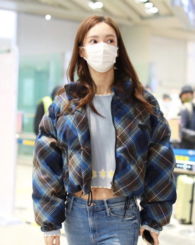 时尚|秋冬季节愁搭配没关系,休闲毛衣get起来,时尚百搭不挑人!