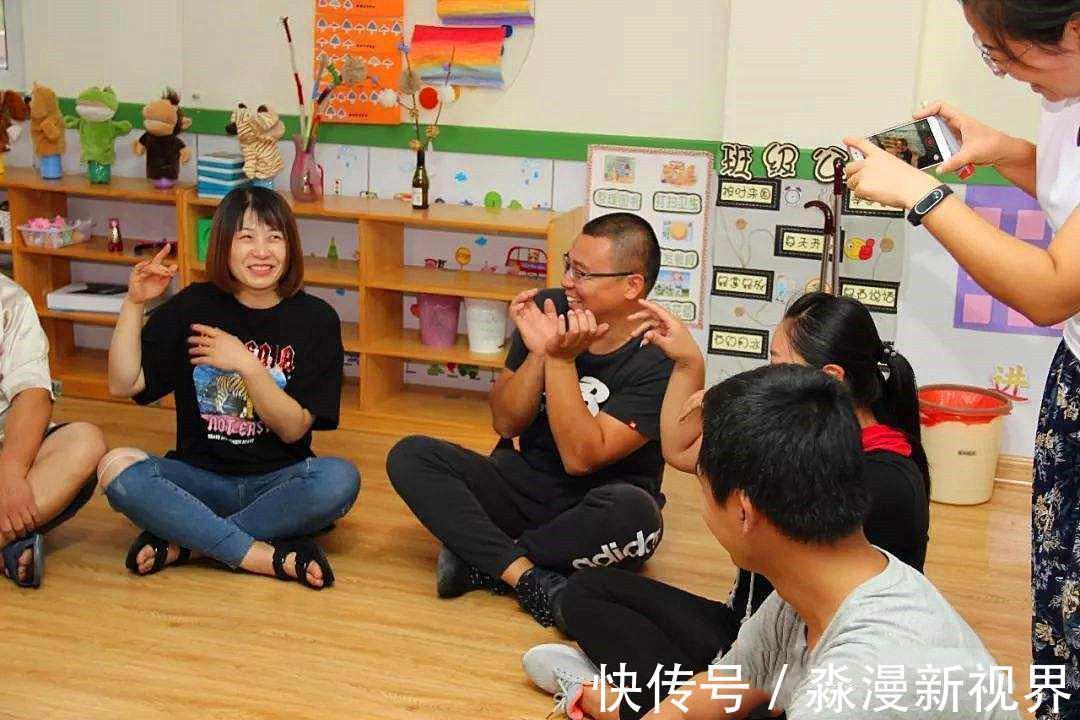 宝妈|“要不您回家换件衣服再过来”宝妈开家长会，却被老师婉言劝回