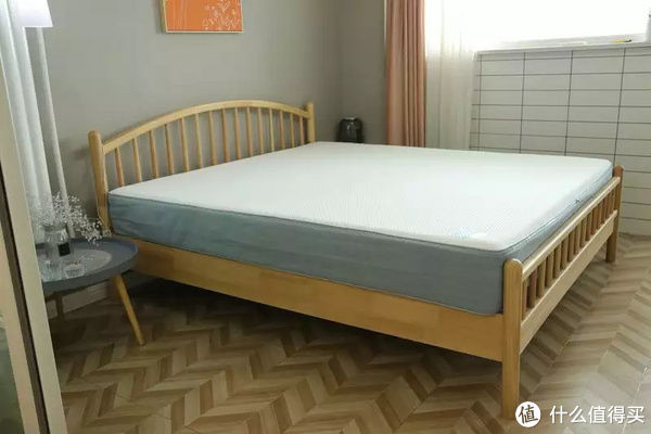 分区|780个弹簧9个分区，软硬双面设计，网易云舒零压感床垫体验