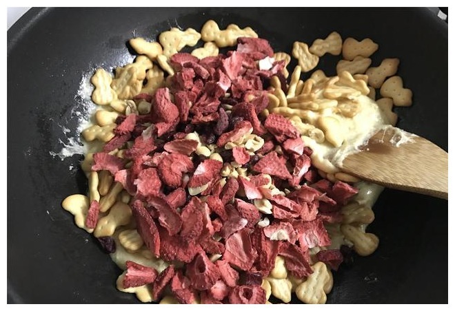 一吃就上瘾的网红小零食,一口锅30分钟搞定,学会再也不用去买