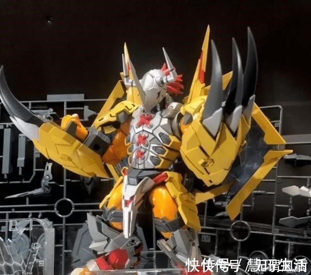 战斗暴龙兽|数码宝贝战斗暴龙兽手办,原来战斗暴龙还有这种玩法大开眼界!