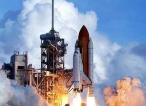 燃料箱 一声巨响传来,两千度高温进入机舱,7名宇航员瞬间被融化