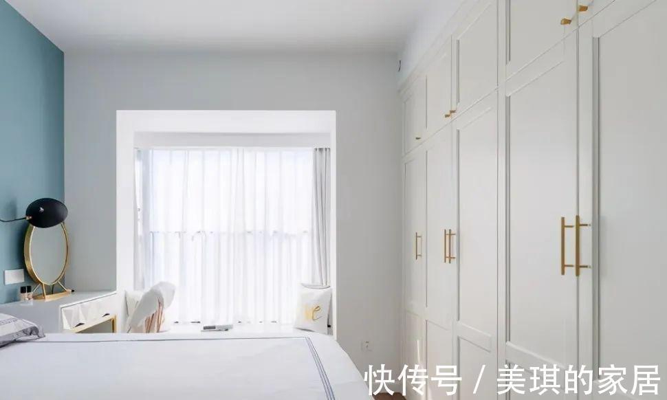 实用|衣柜太大放不下?现在流行这样设计,小巧实用省空间!