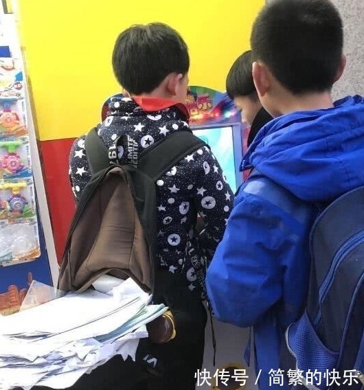 |搞笑有趣的图片搭配神评论:论找个会拍照的男朋友重要性