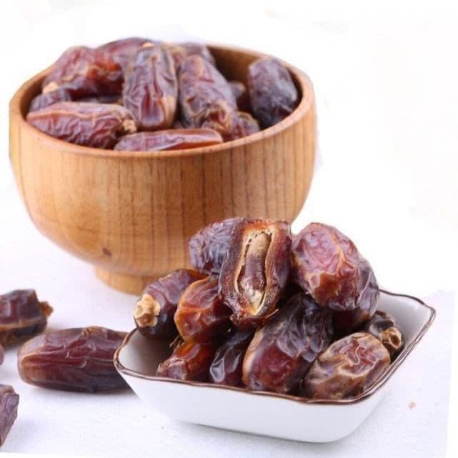 排毒养颜|人到中年想长寿，4种食物换着吃，排毒养颜，营养丰富，试试吧