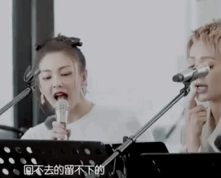 跳舞|唱歌跑调,跳舞顺拐,演员张雨绮凭什么在唱跳综艺翻红?