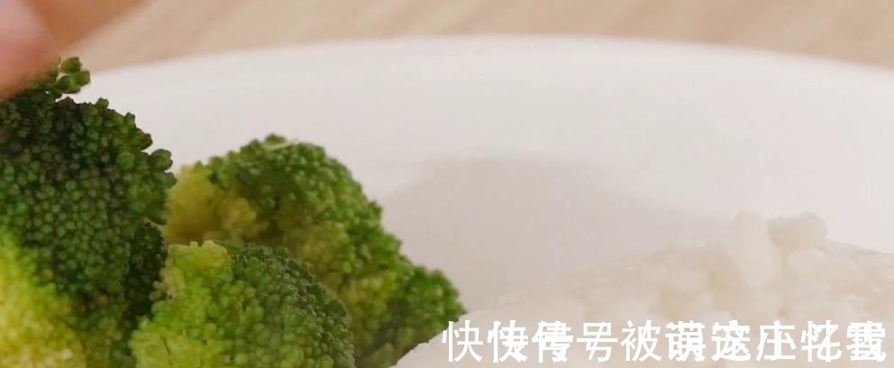 黑豆饭|它是天然“黄体酮”，女人常吃，淡斑抗衰老，40岁还是少女脸！