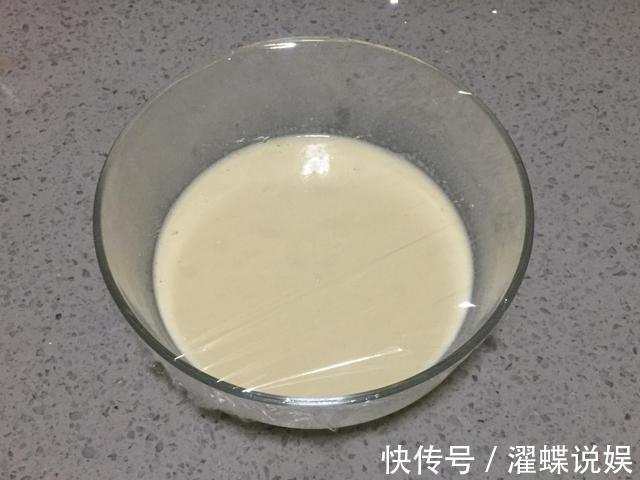 纯牛奶|夏天别总给孩子吃冰激凌！2个鸡蛋1盒牛奶，解锁布丁做法