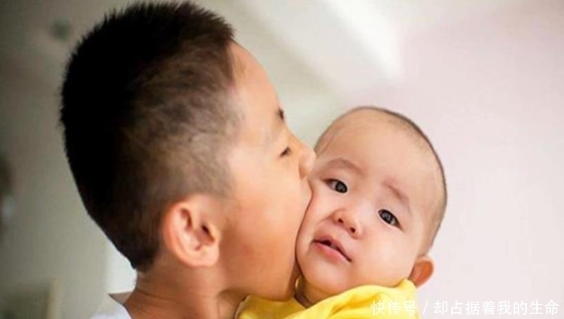 区别|不用等20年,独生子和二胎的区别就能显现,网友庆幸只有一个