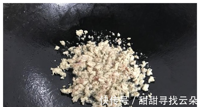 糯米|想吃烧卖不用买,教你在家做,面都不用揉,皮薄馅大,一屉不够吃!