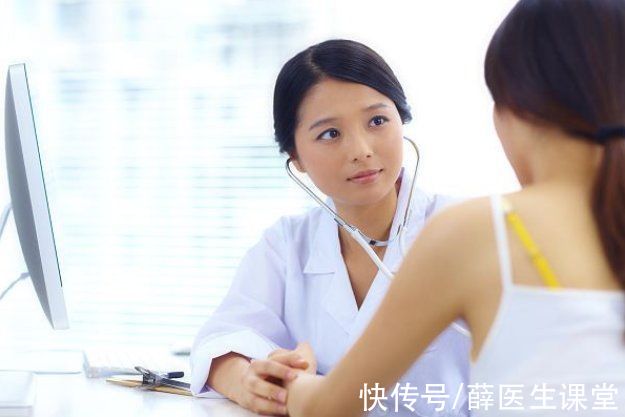 乳腺结节|医生：女人若出现乳腺结节，牢记“2吃、2不吃”，早散结免留疤