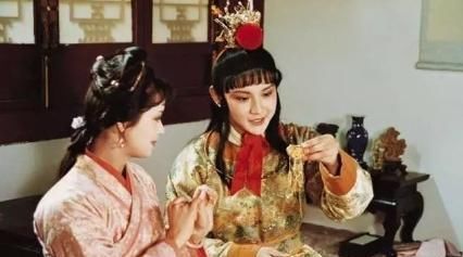 住所&薛宝钗的住所为何叫蘅芜苑?看懂这三层意思,才知作者骂她有多狠