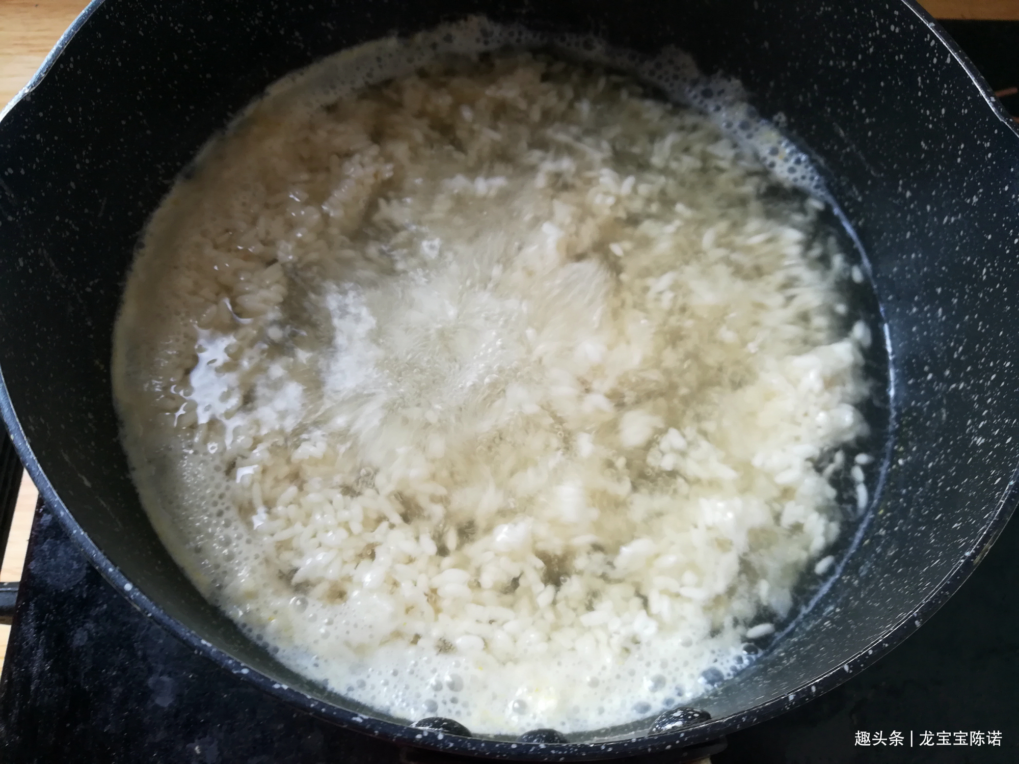 秋季快速早餐,8分钟上桌,营养滋补又暖胃,脸色红润气色好!