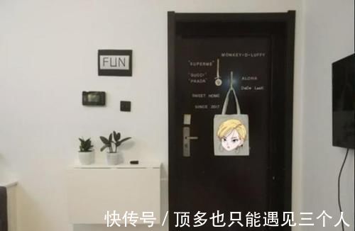 客厅|45㎡小宅,“巧用”玻璃当隔断,一进门就迷住了,值得借鉴