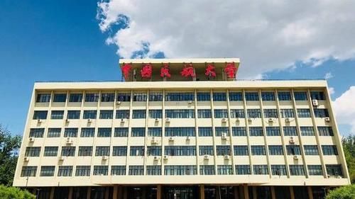 全国唯一一所民航大学，誉为中国民航人才的摇篮