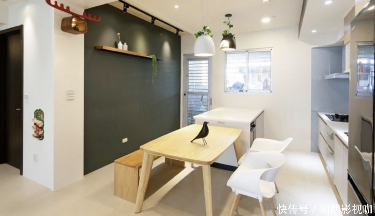 岛台|餐厅装修别只摆放餐桌椅，如今流行这3套设计，感觉多出几平米