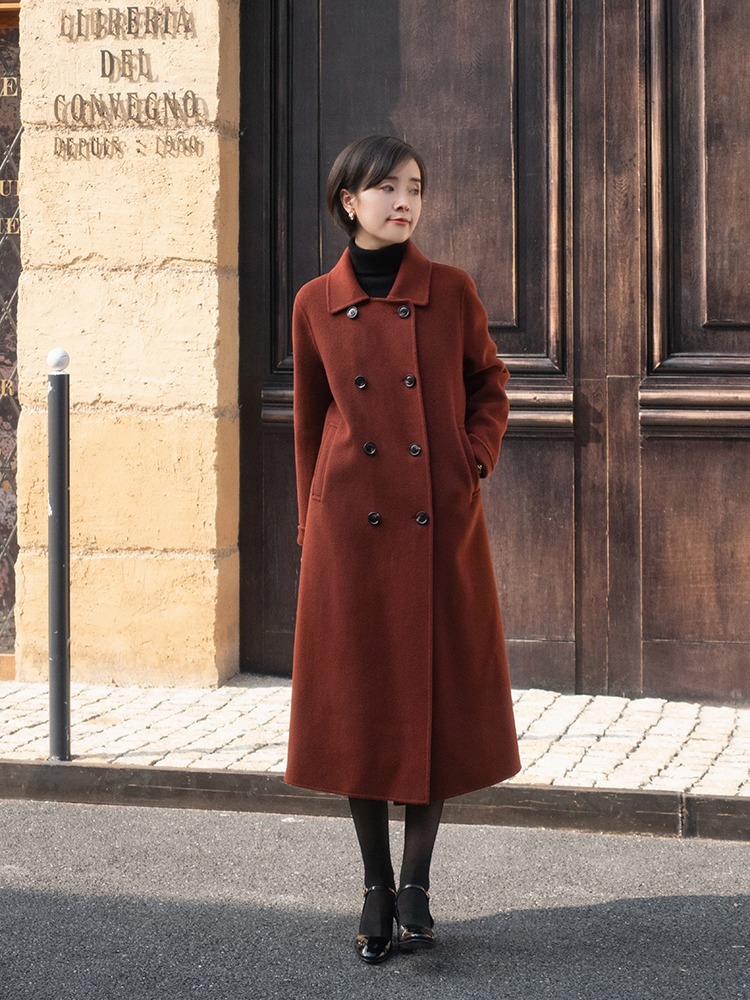 修饰|据说气质女生会爱上简约风,这样穿大衣,让你一整个冬天都很美