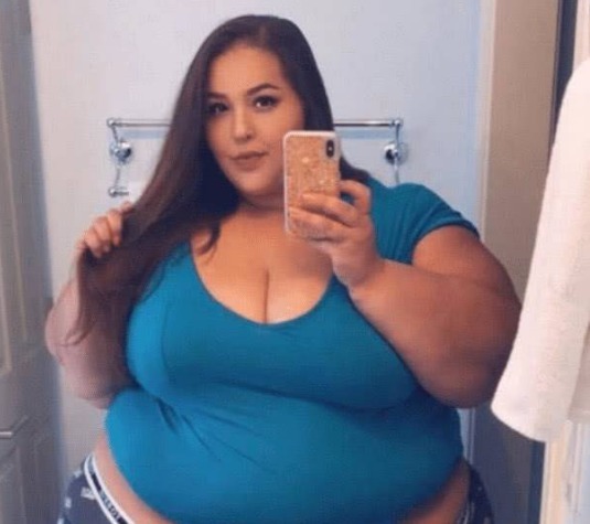 女模特|全球最胖的女模特,吨位高达300斤,肉都长在了该长的地方