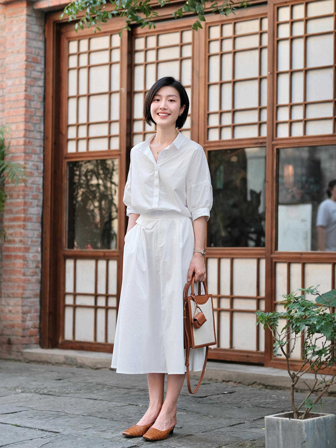 半身裙|高级感原来很简单，多借鉴“白色系穿搭”，温柔优雅不挑人