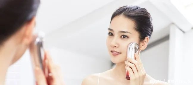 当 00 后的女孩子都开始抗衰老，意味着什么？