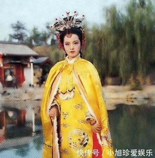 贤德妃$红楼梦：林如海一家三口的性命换来元春封妃，贾府满门荣耀