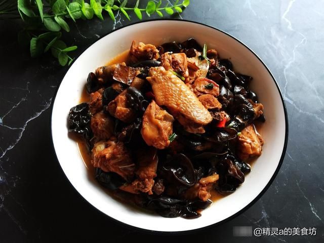 秋天要常吃这肉,18元一斤,低脂肪高蛋白,简单一烧香又鲜,好吃