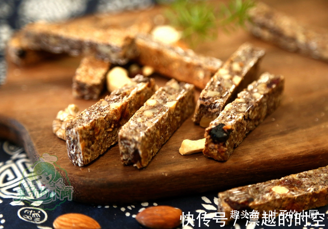 半斤燕麦,两根香蕉,做一堆吃5天,春天踏青边走边吃越嚼越香!