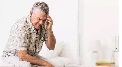 蹲着站起来后,总会头晕目眩?