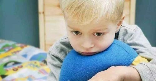 怨天尤人|怨天尤人的孩子,是从根上没教好,缺了这项教育成绩好也没用