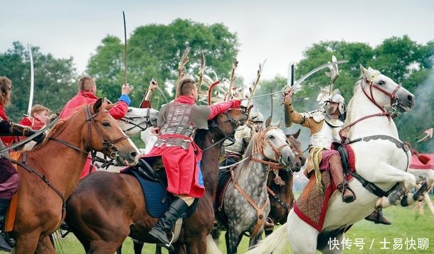 项羽|韩信如果拥兵自重,有能力和刘邦项羽三分天下吗?