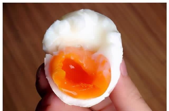 蛋黄|鸡蛋营养好，但是给小宝宝吃鸡蛋，这几件事“做错”伤害健康