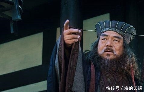 刘备|吕布临死之前大喊6个字,曹操听了感觉好笑,刘备却脸色大变