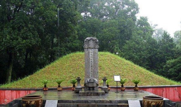 清官|中国第一清官包拯墓被发现,挖开墓室后,专家:我们被骗了几百年